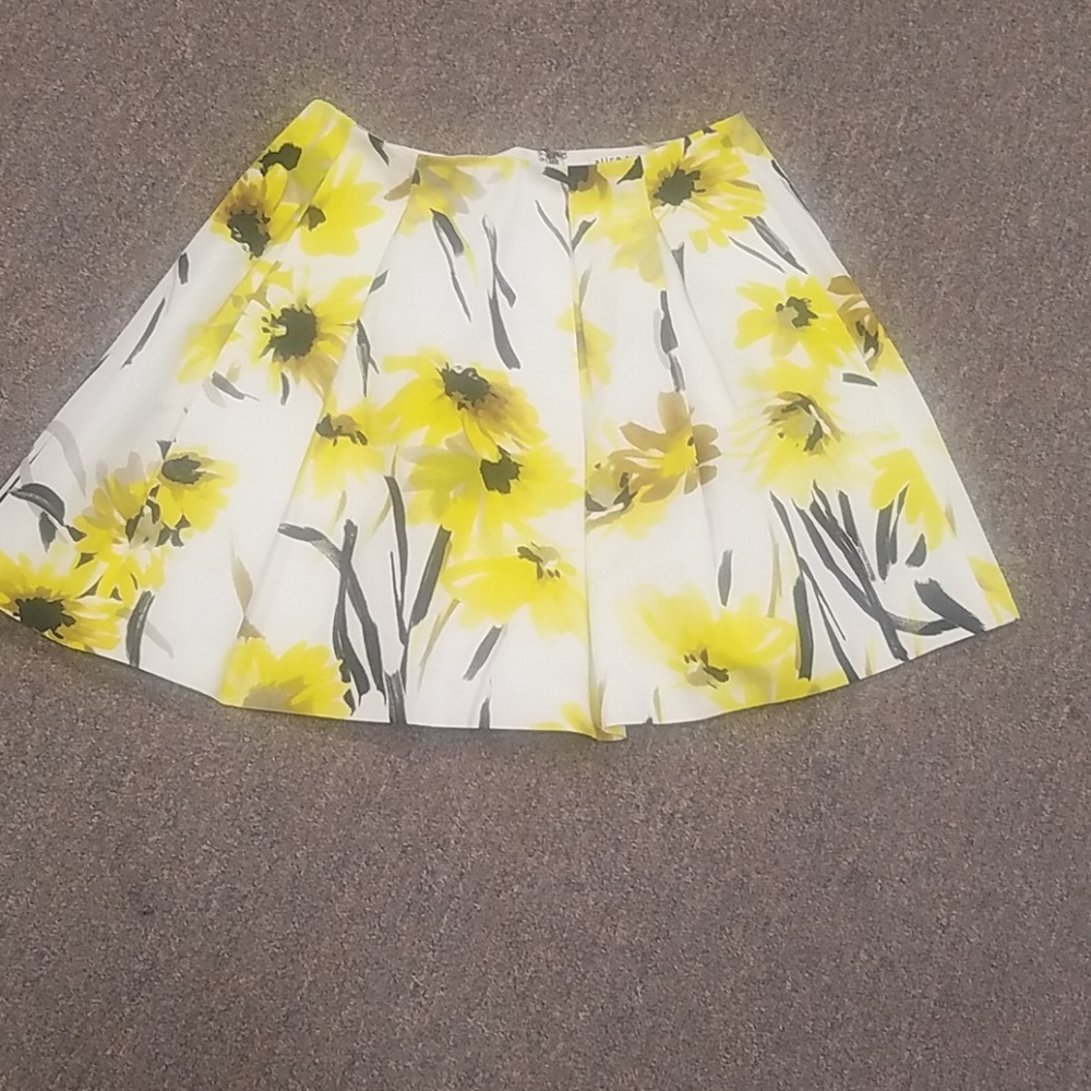Alice + Olivia skirt